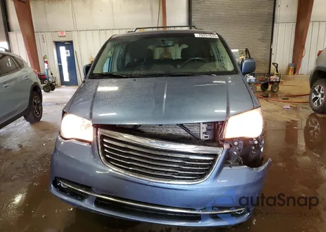2012 Chrysler Town & Country Touring from USA, damaged, VIN 2C4RC1BG8CR208149